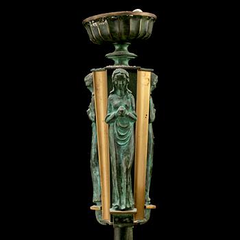 TAKLAMPA, art deco, 1900-talets första hälft. H 50.