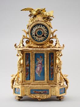 BORDSPENDYL, Frankrike, 1800-tal.
