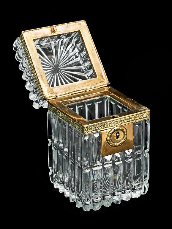 SKRIN, glas och mässing, empire, 1800-talets första hälft.