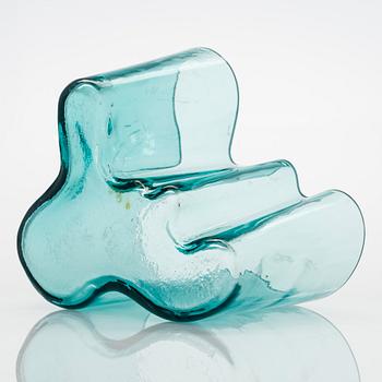 Alvar Aalto, A '9750' vase Karhula Glassworks in production 1937-1949.