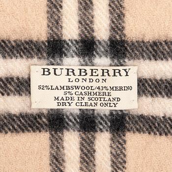 HALSDUK, Burberry.