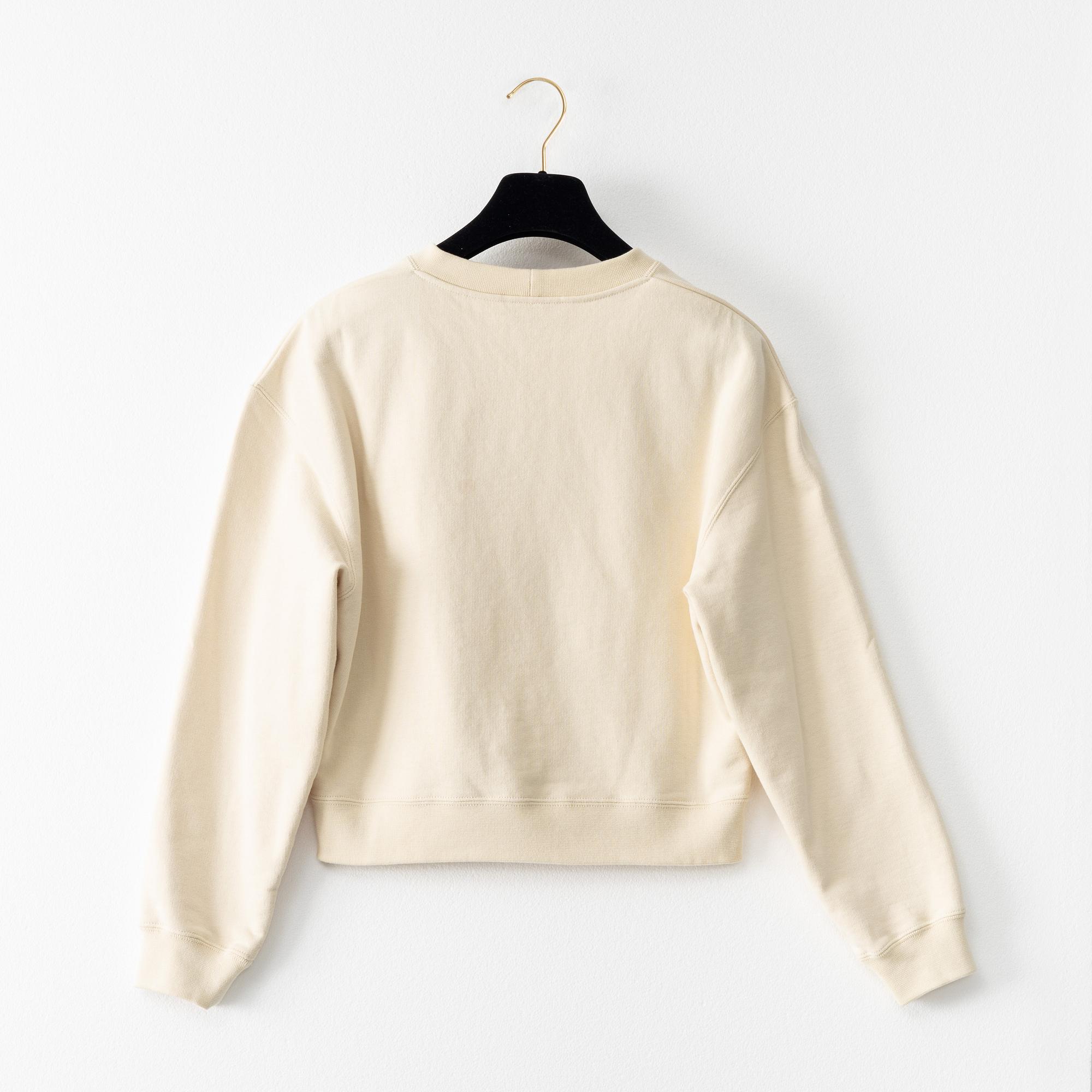 Chanel sweatshirt cream 2025