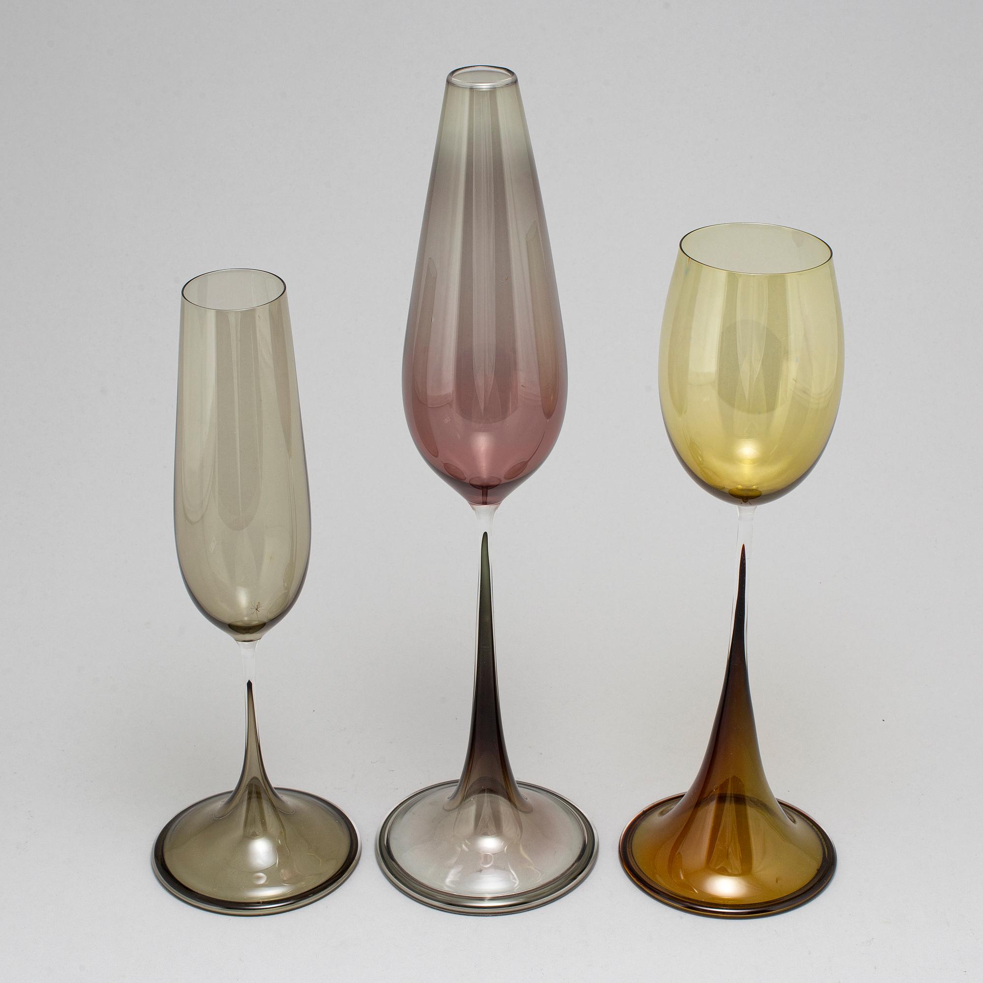 Nils Landberg, a set of three "Tulip" glass vases, Orrefors Expo.