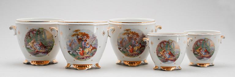 YTTERFODER, 5 st, porslin, 1900-talets mitt.
