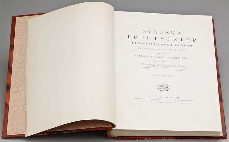 BOK, "Svenska fruktsorter", Axel Pihl & J.Eriksson, Stockholm 1924.