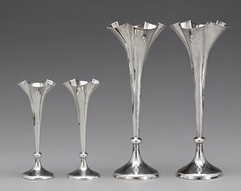 VASER, 4 st, silver, Horace Woodward & Co, London, England, 1897-1900.