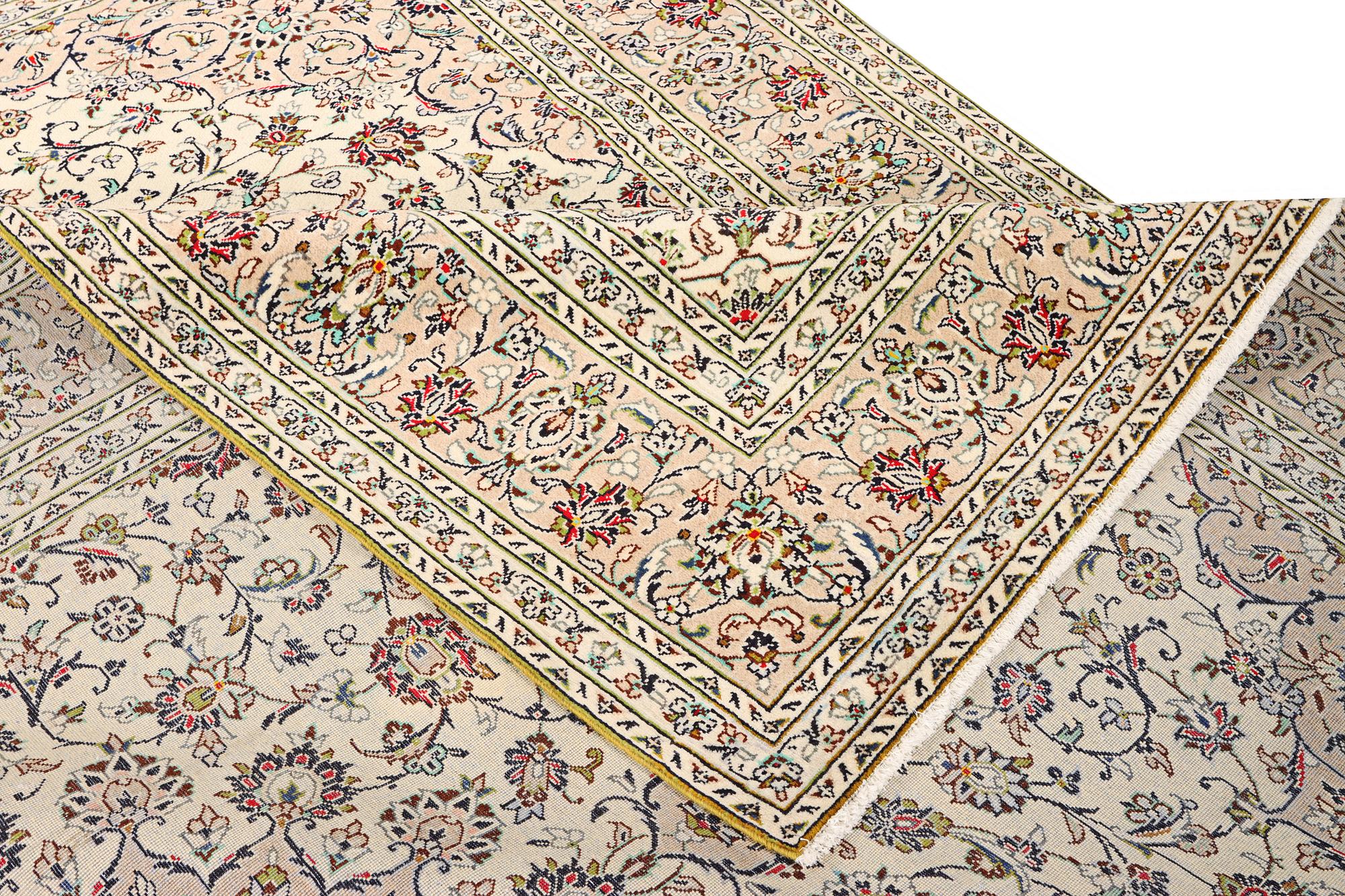 A Keshan carpet, c. 342 x 242 cm.