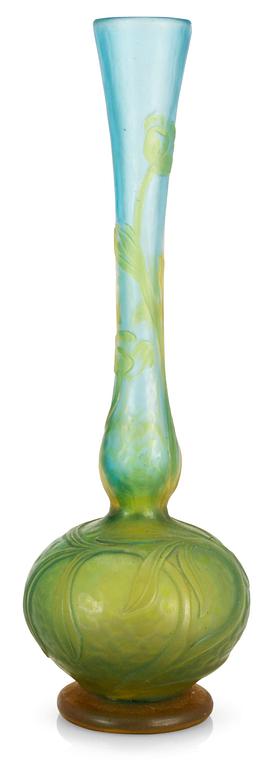 An art nouveau Daum glass vase, Nancy, France.