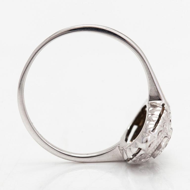 Ring, 18K vitguld, gammal- samt rosenslipade diamanter.