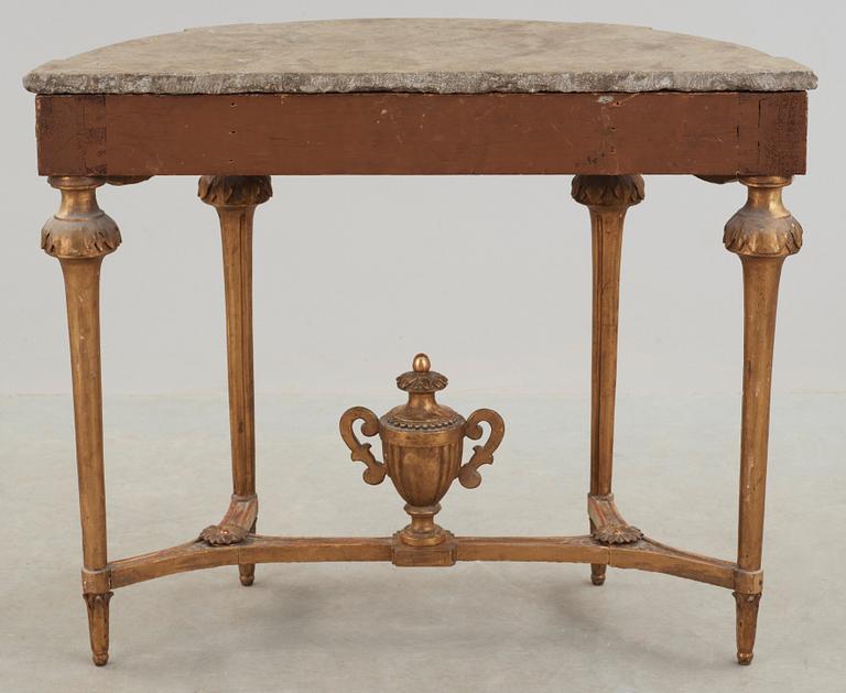 KONSOLBORD. Stockholmsarbete, 1700-talets slut. Gustavianskt.