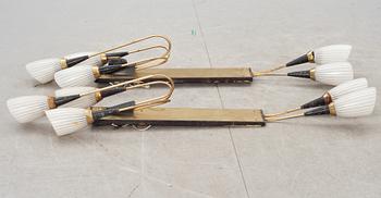 VÄGGLAMPOR, ett par, 1900-talets mitt.