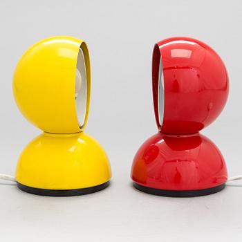 VICO MAGISTRETTI, PÖYTÄVALAISIMIA, 2 kpl, "Eclisse" Artemide, Milano. Malli muotoiltu v. 1965.