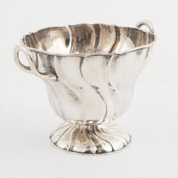 A silver bowl and a box with cover, inclduing Denmark, mid 20th Century.