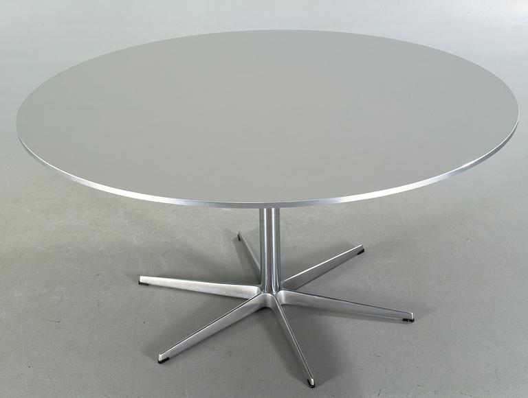ARNE JACOBSEN, bord, "Cirkulär / A826,", Fritz Hansen, 2000-tal.
