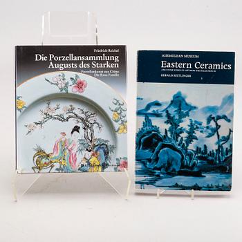 BÖCKER OCH HÄFTEN 21 vol asiatisk konst och konsthantverk.