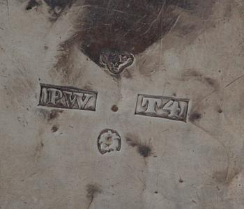 DOSOR, 2 st, silver, en Johan Jacob Ulfsberg, Nyköping 1825 samt en dosa 1849.