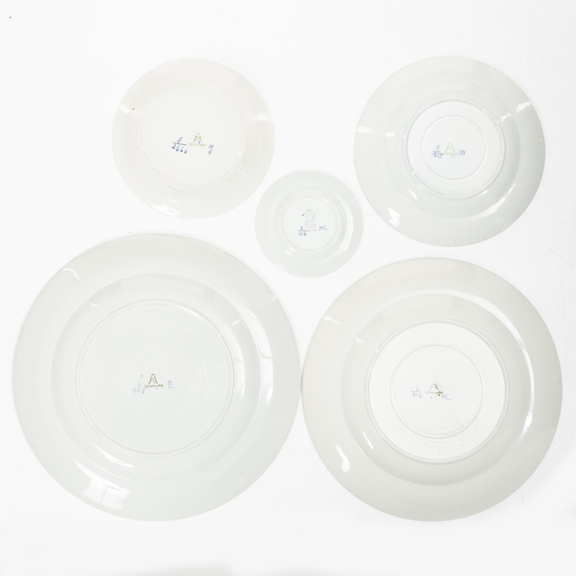 Royal Copenhagen, Dinner service, 94 pieces, earthenware, “Tranquebar”, Aluminia, Denmark.