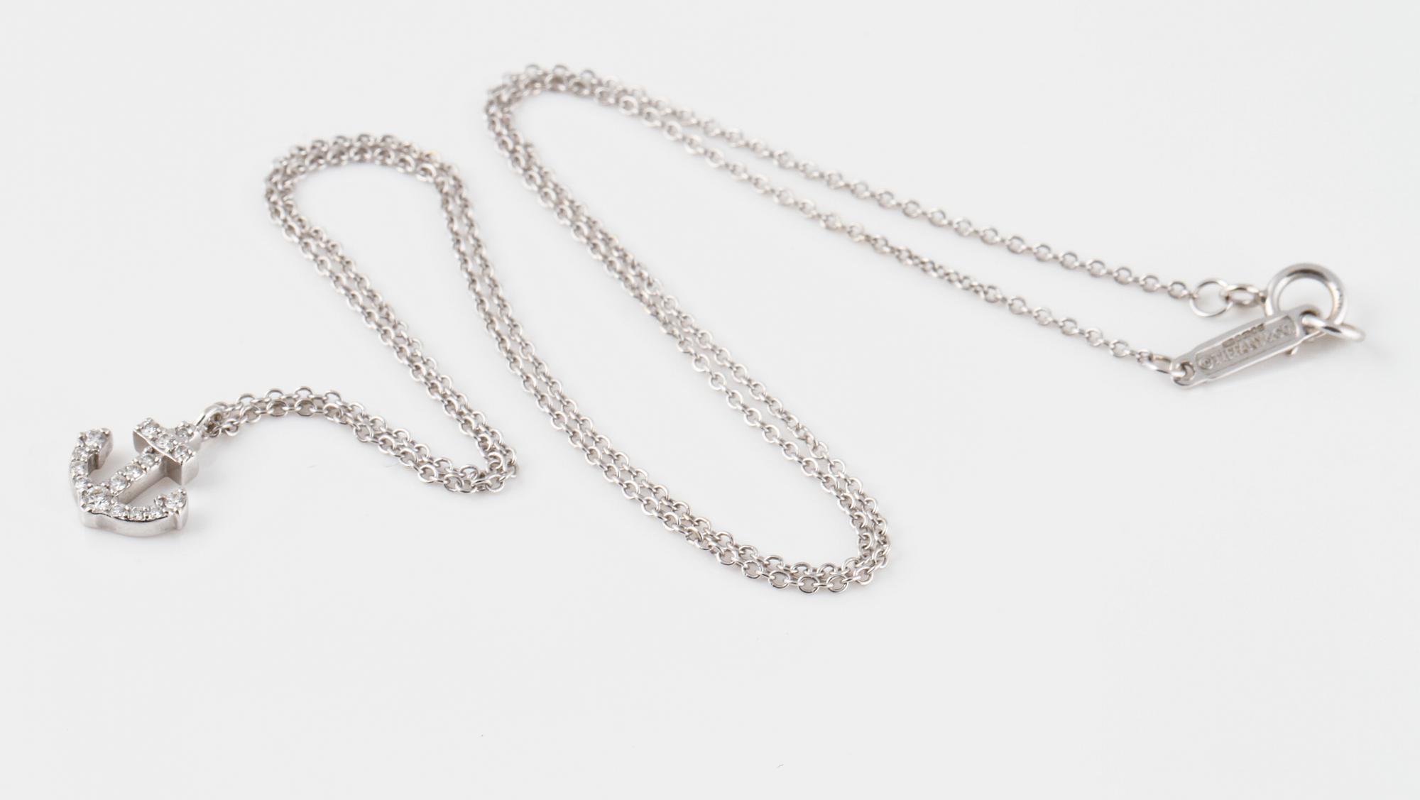 HÄNGE, Tiffany & Co, 18K vitguld med 16 briljantslipade diamanter. Vikt 2,2 gram.