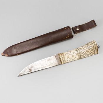 A knife marked Stig Borlind Morjärv 1916.