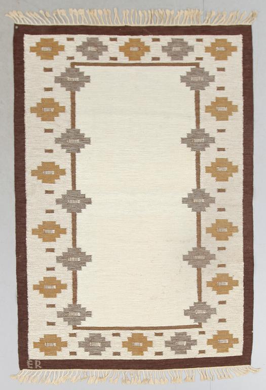MATTA, rölakan, monogramsignerad ER. Ca 205 x 141 cm.