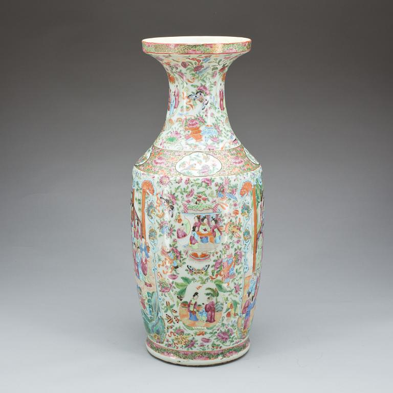 GOLVVAS, porslin, Kina,  Kanton 1800-tal.