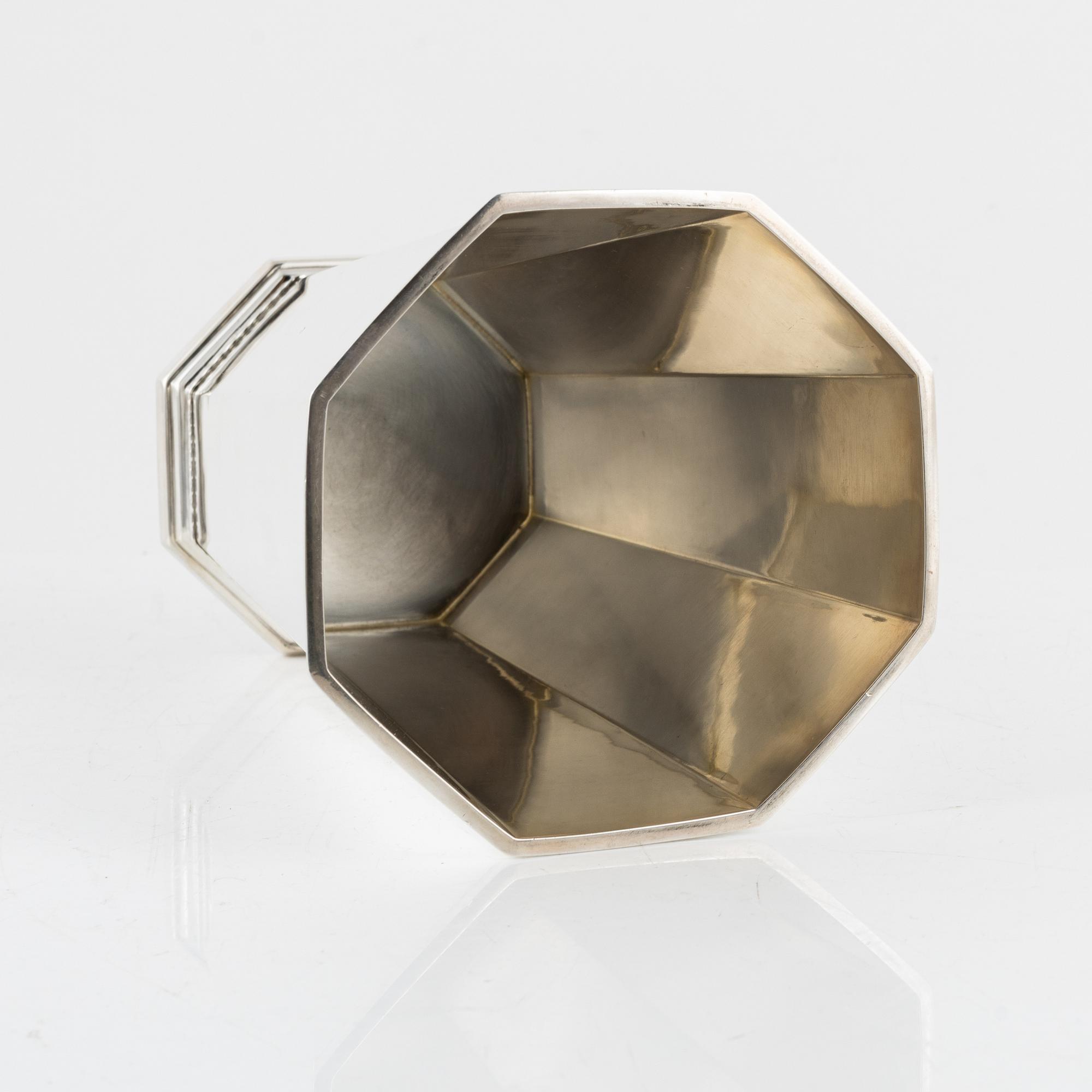 Jacob Ängman, vase, silver, GAB, Stockholm 1945.