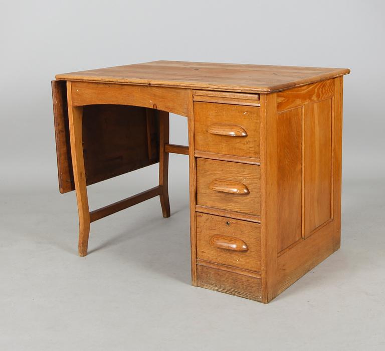 SKRIVBORD, 1900-talets första hälft.