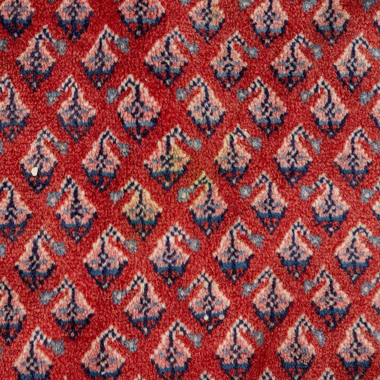 A Mahal carpet a. 324 x 239 cm.