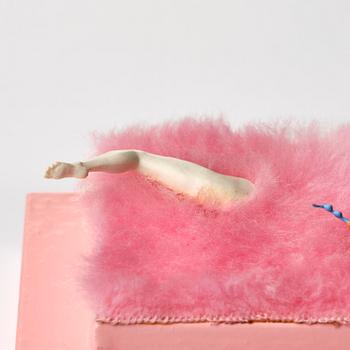 Marie-Louise Ekman, "Dam med behå och springande dam-ben".