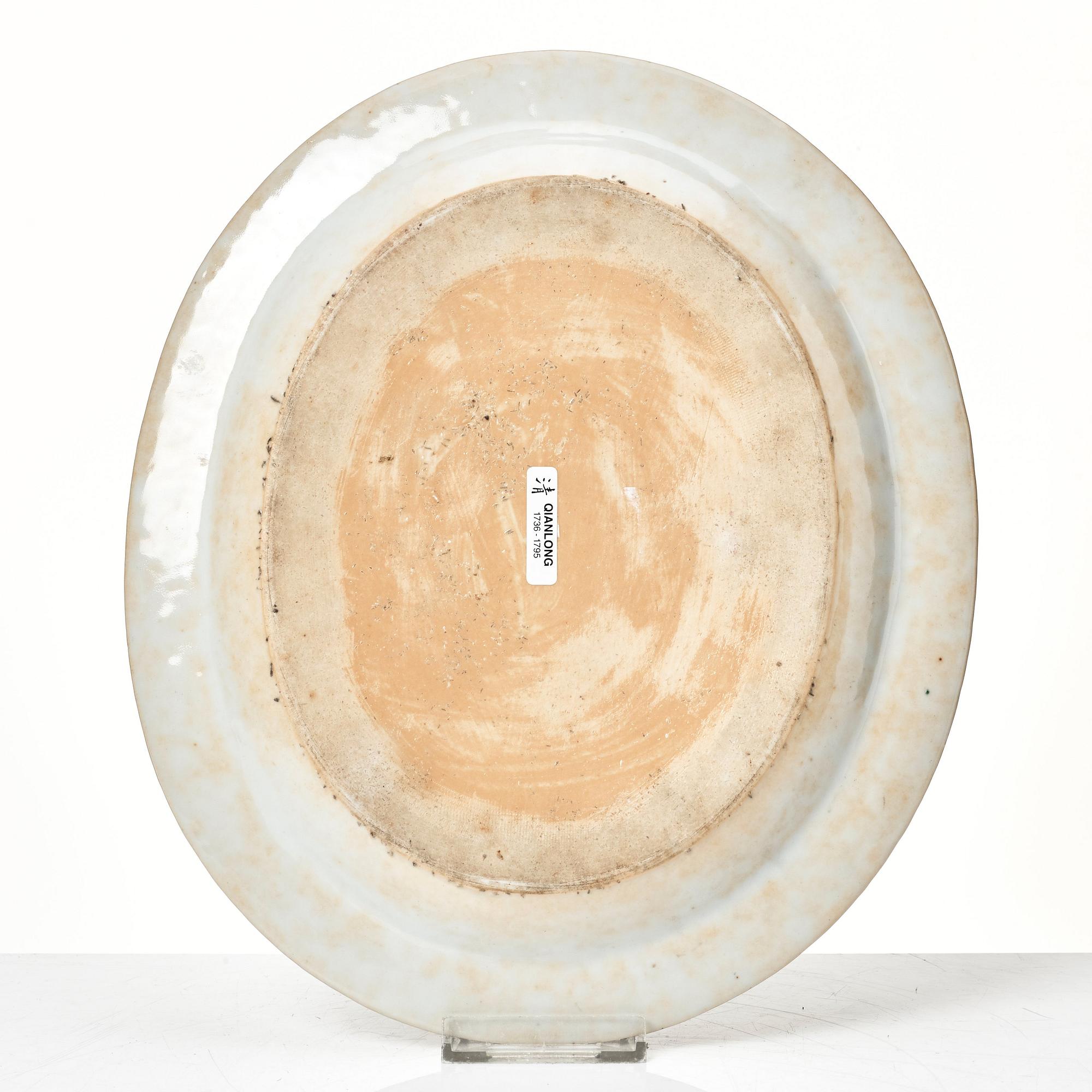 Pastejform med lock och fat, kompaniporslin. Qingdynastin, Jiaqing (1796-1820).