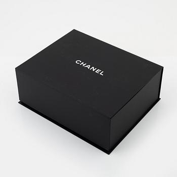 Chanel, "Mini Tweed Flap Bag", 2018.