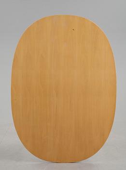 BORD, "Superellips", Bruno Mathsson och Piet Hein, Bruno Mathsson International, etikettmärkt.