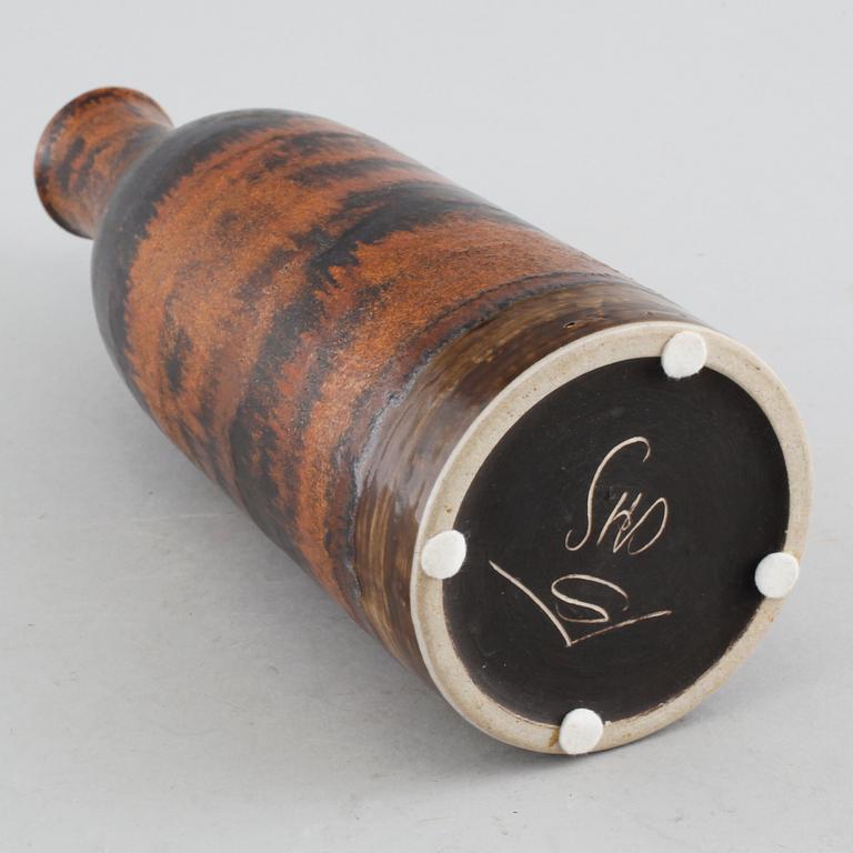 CARL-HARRY STÅLHANE, a stoneware vase from Designhuset, 1973-1988.