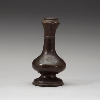 A bronze vase, Ming dynasty or early Qing dynasty.