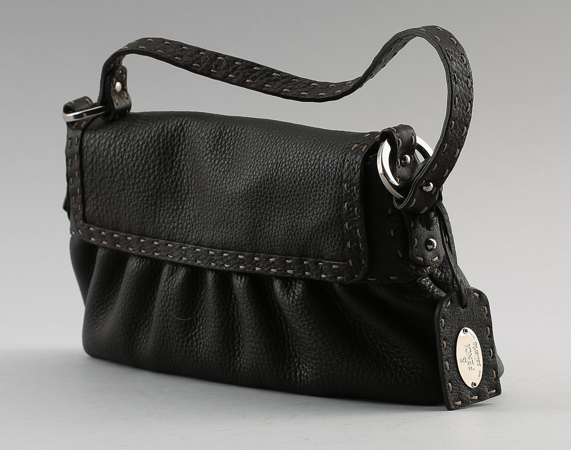 VÄSKA, Fendi, Selleria.