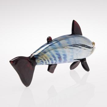 A 1980s art glass fish signed Oiva Toikka Nuutajärvi Notsjö 150/150 NIB.