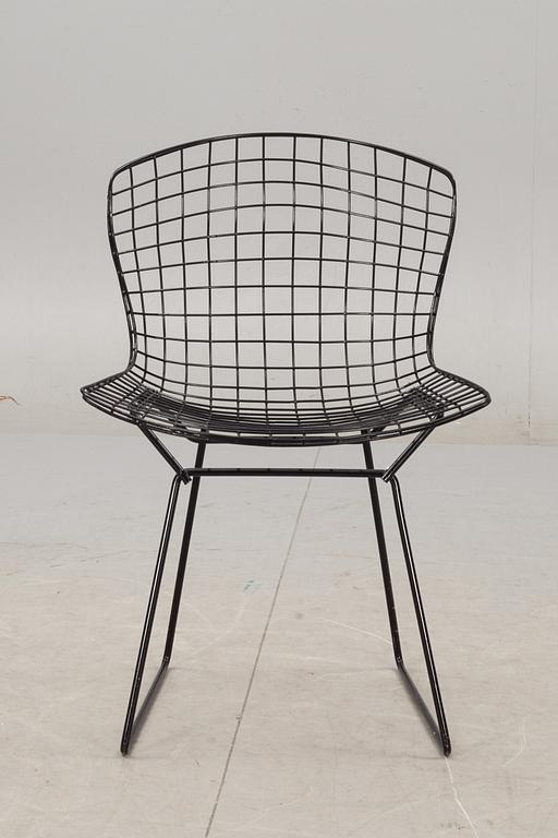 STOL, "Sidechair". Design Harry Bertoia.