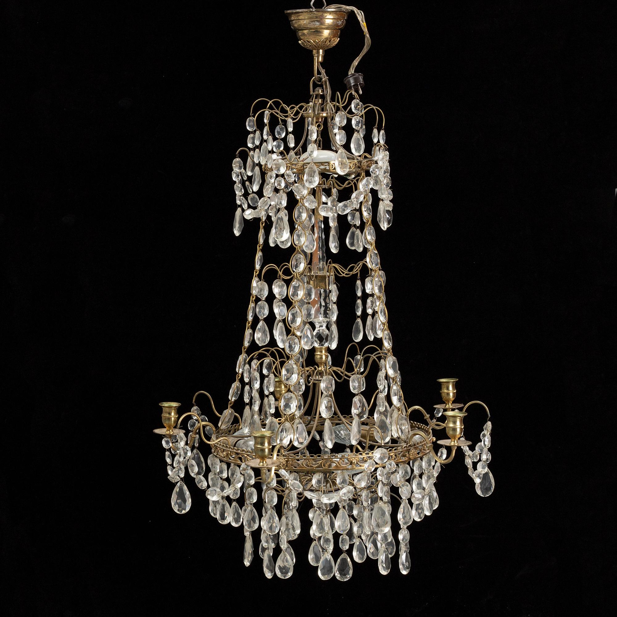 A mid 20th century gustavian style chandelier.