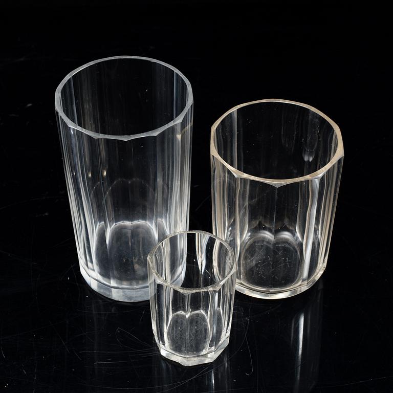 ELIS BERGH, a 'Karlberg' part glass service, Kosta (67 pieces).