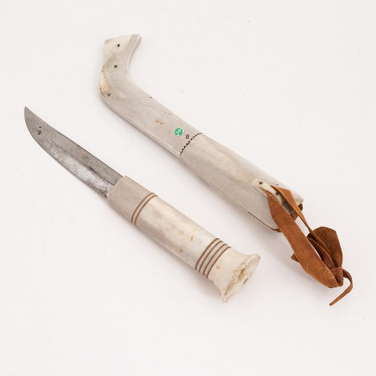 A reindeer horn knife by Esse Poggats, before 1964, signed.