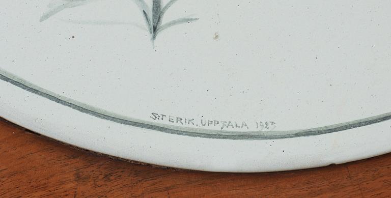 Swedish Grace, a table probably by Svenska Möbelfabrikerna Bodafors and S:t Erik, Upsala 1923.