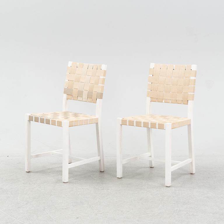 Kerstin Olby, a set of 6 'Lin' chairs and a 'No Limit' dining table, 21st Century.