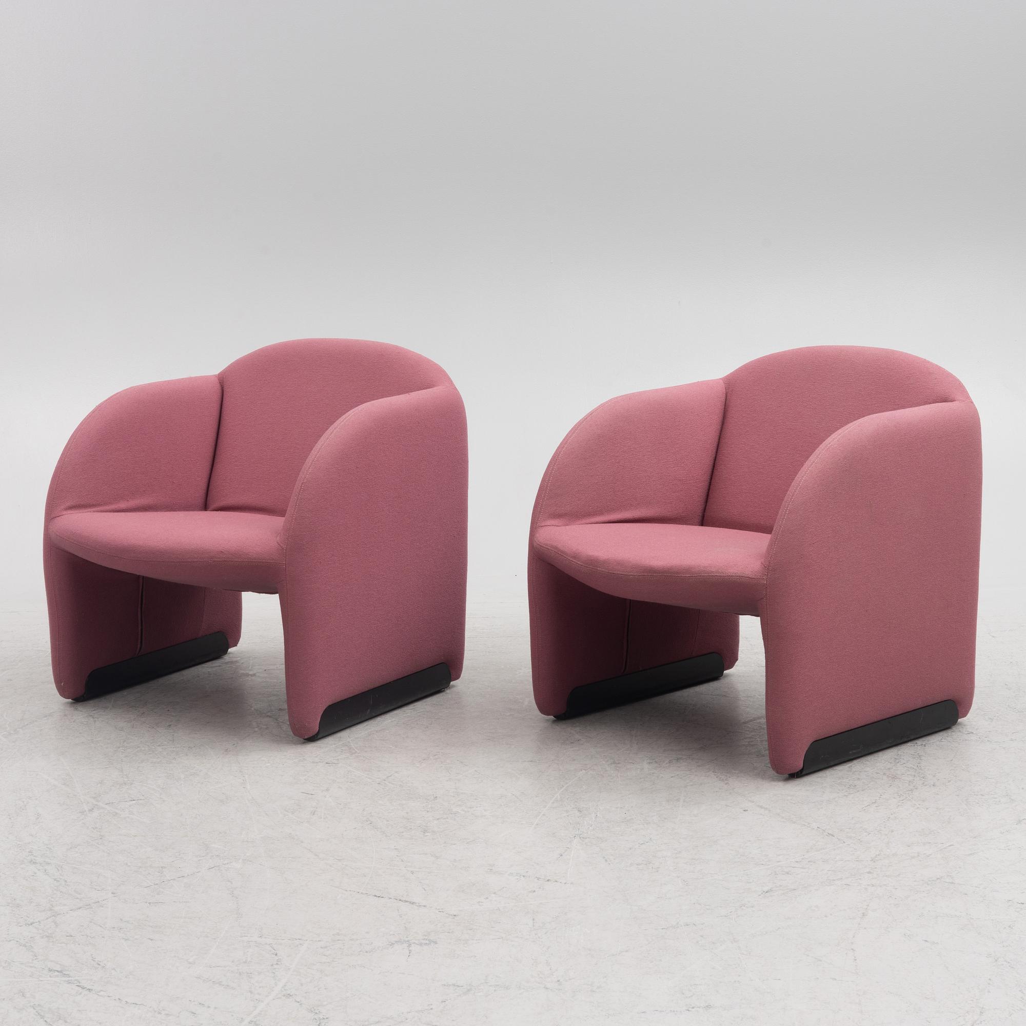 Pierre Paulin, a pair of "Ben" armchairs for Artifort, France, later part of the 20th century.