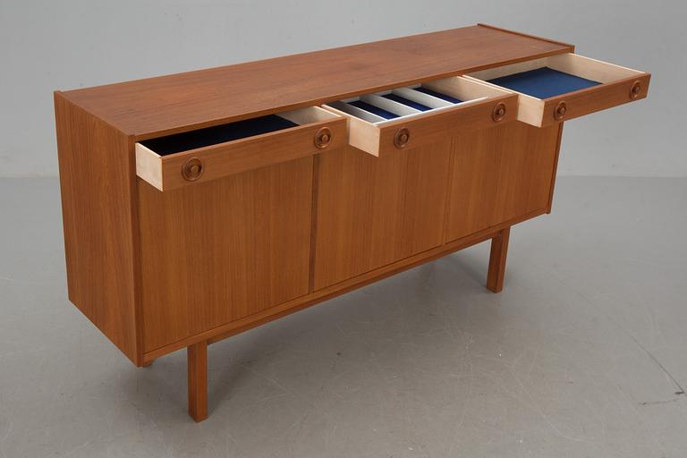 SIDEBOARD, 1960-tal.