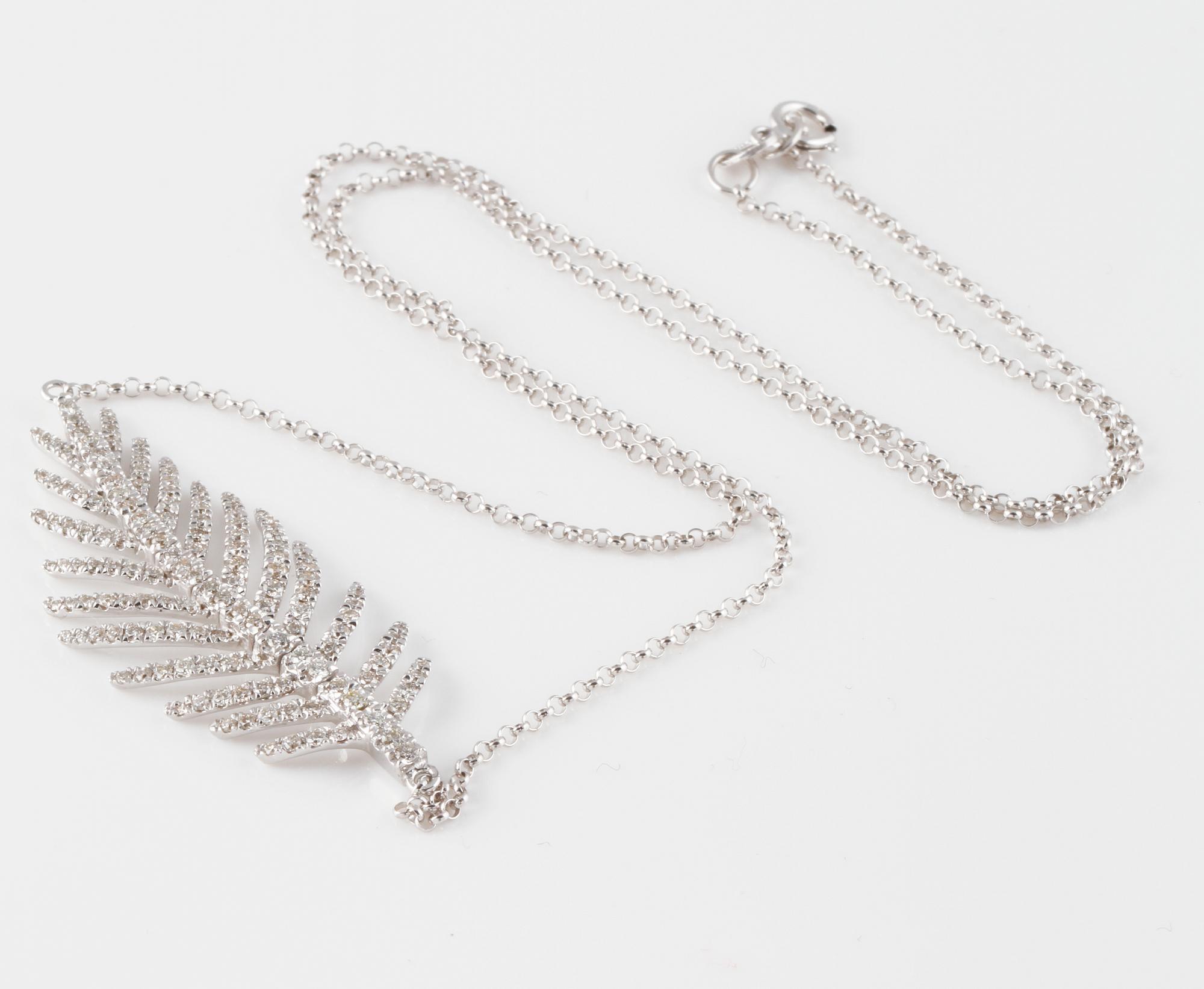 COLLIER, 18K vitguld med briljantslipade diamanter ca 0.80 ct. Vikt 5,2 gram.