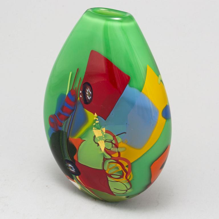 JAN-ERIK RITZMAN, a glass vase, signed and dated -98.