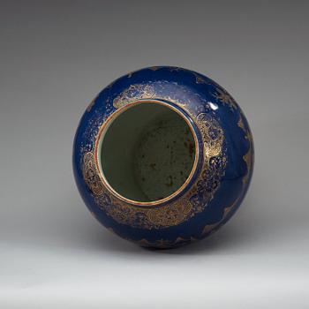 A large powder blue jar with cover, Qing dynasty, Qianlong (1736-95).