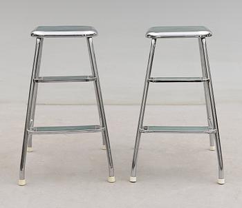 KÖKSPALLAR, 2 st, en märkt Verkstads AB Lindqvist, Motala, 1900-talets mitt.