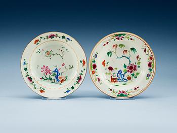 1446. A set of eleven famille rose bowls, Qing dynasty, Qianlong (1736-1795).