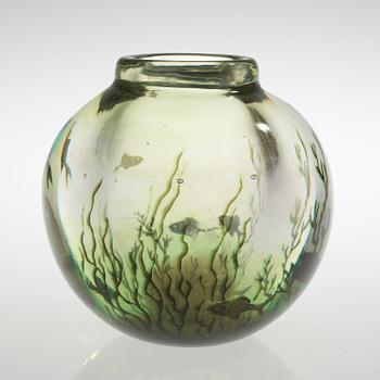 An Edward Hald 'Graal' glass vase, Orrefors 1938.